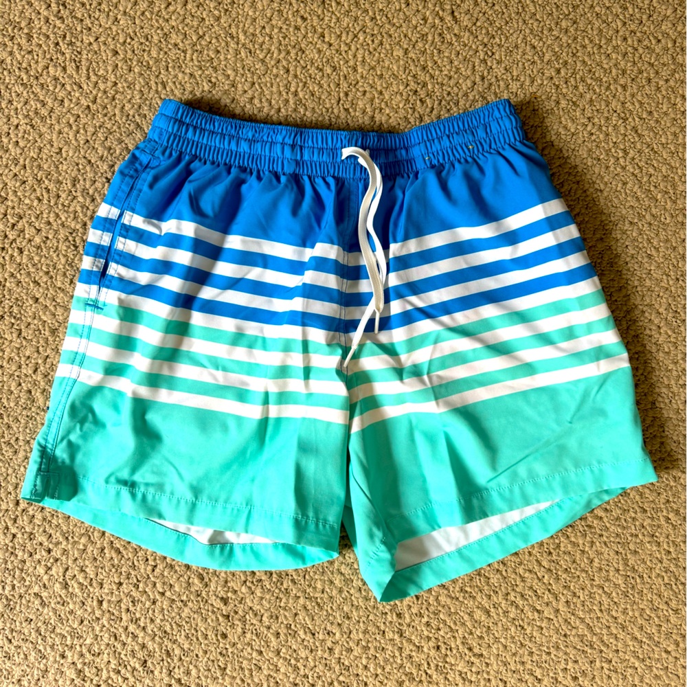 Chubbies Swim Trunks 5.5 Inseam - M